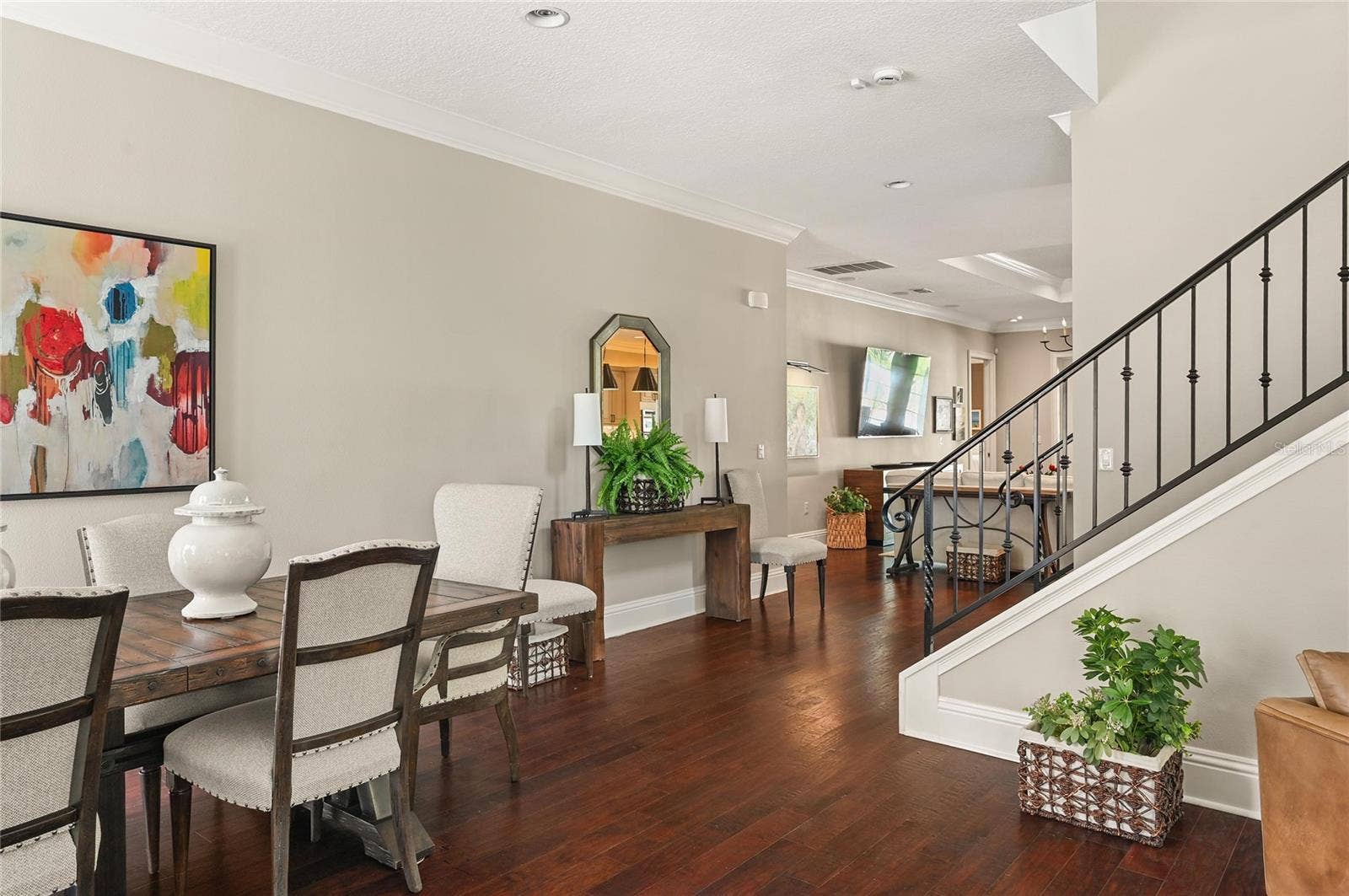 1951 WINTER PARK ROAD, Winter Park, FL 32789 Light flows continuously throughout the main floor.