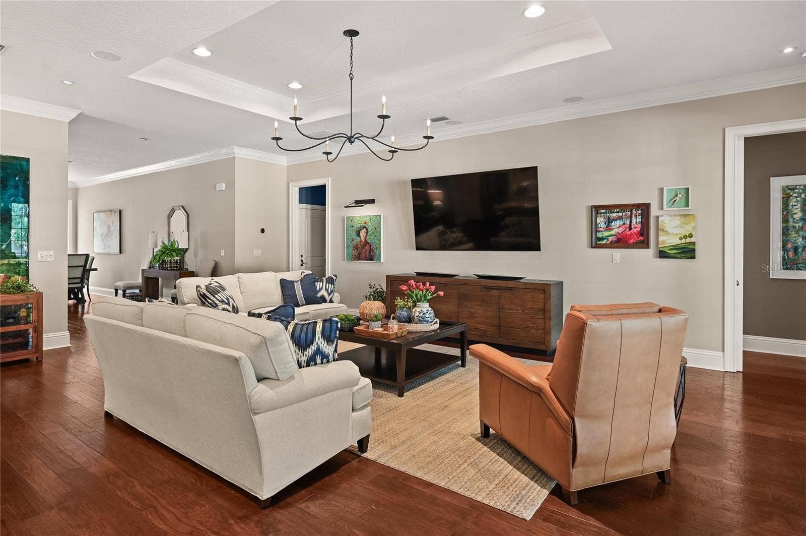 1951 WINTER PARK ROAD, Winter Park, FL 32789 The space is beautiful from all angles.