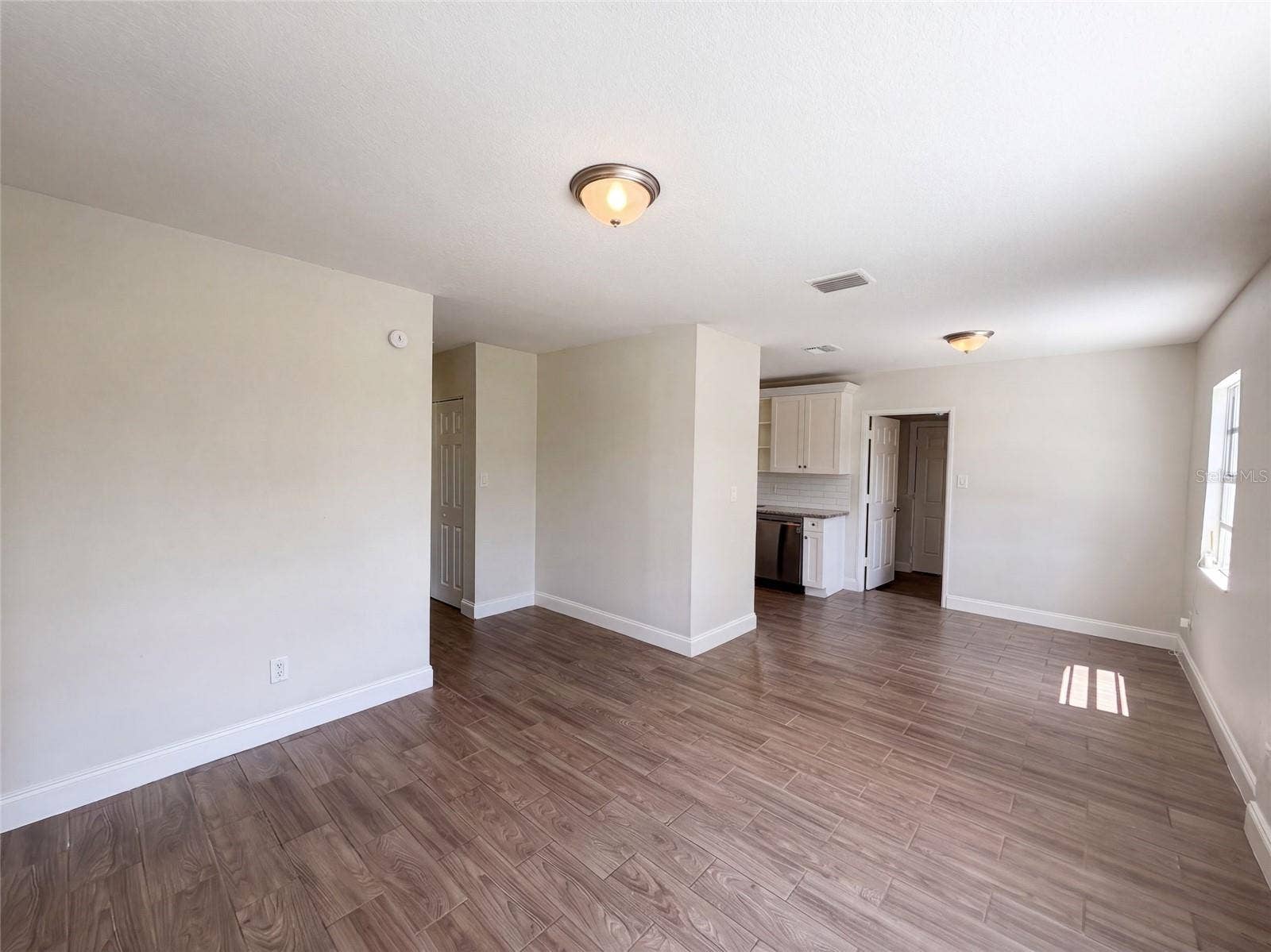 2406 E CURTIS STREET, Tampa, FL 33610 2406 E CURTIS STREET, Tampa, FL 33610
