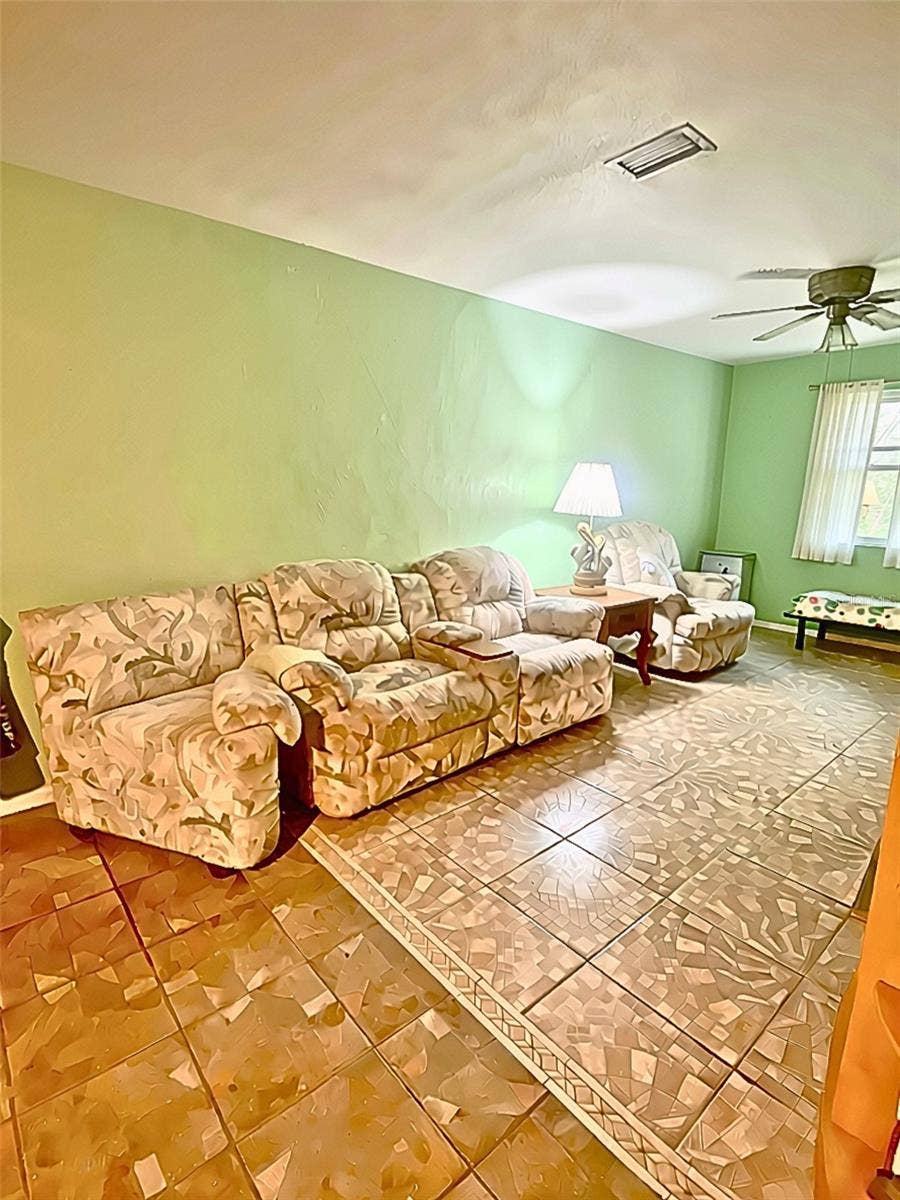 825 CAREY DRIVE, South Daytona, FL 32119 Family room