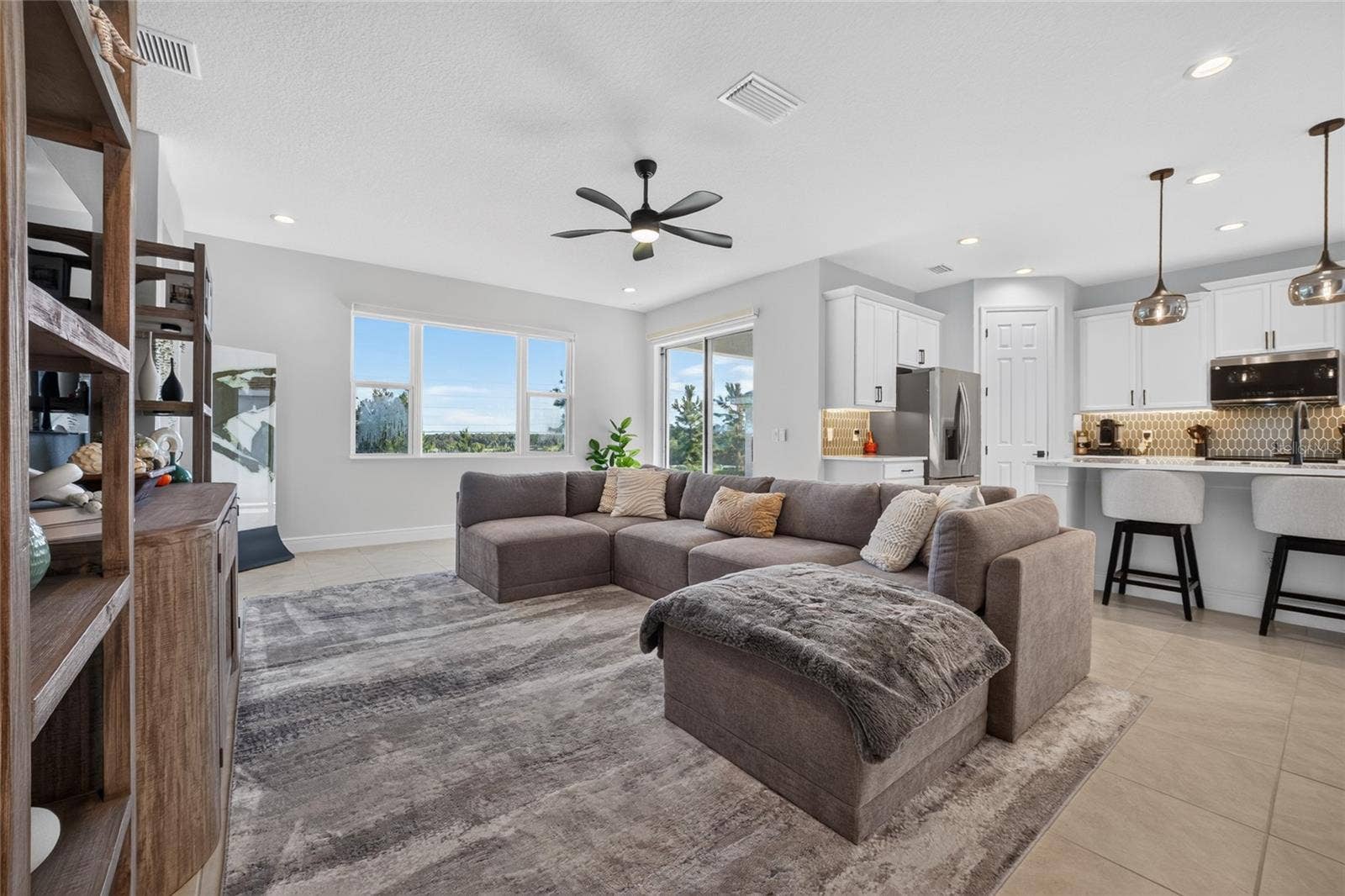 7268 ROLLING LEAF ROAD, Groveland, FL 34736