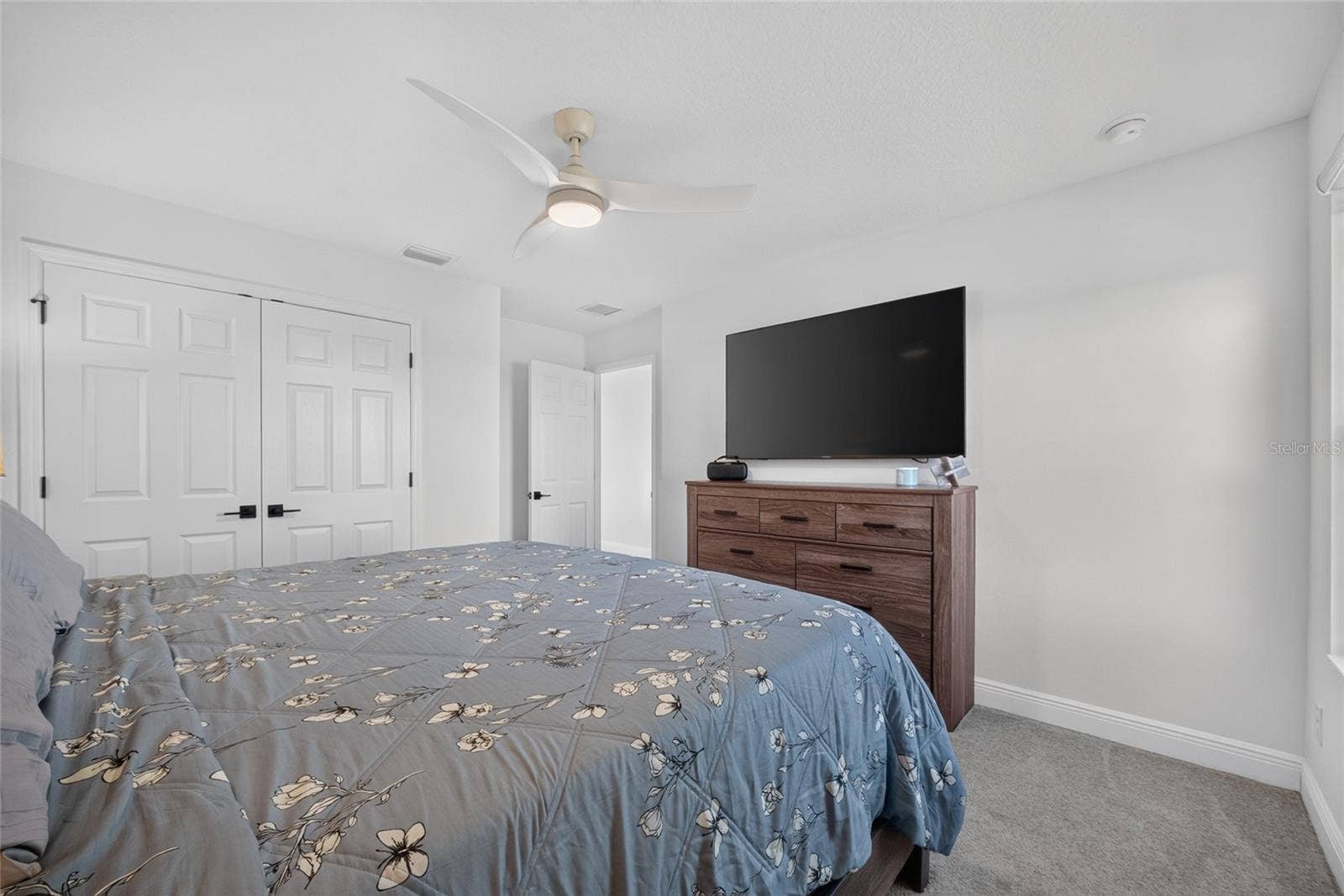 7268 ROLLING LEAF ROAD, Groveland, FL 34736