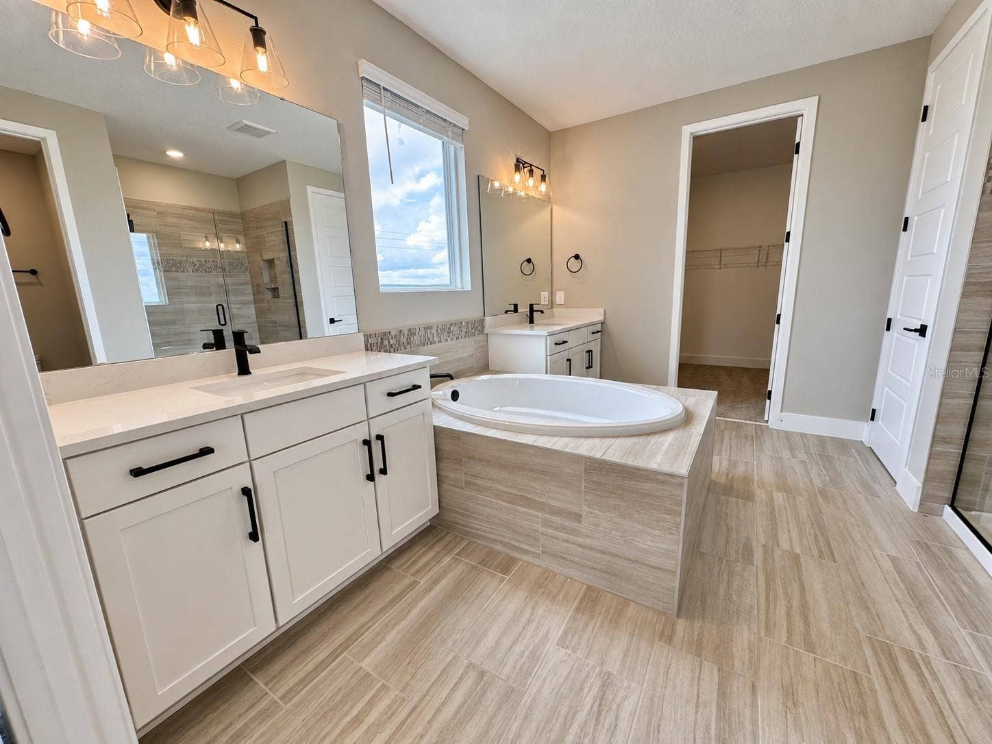 16477 SILVER BROOK WAY, Winter Garden, FL 34787 16477 SILVER BROOK WAY, Winter Garden, FL 34787