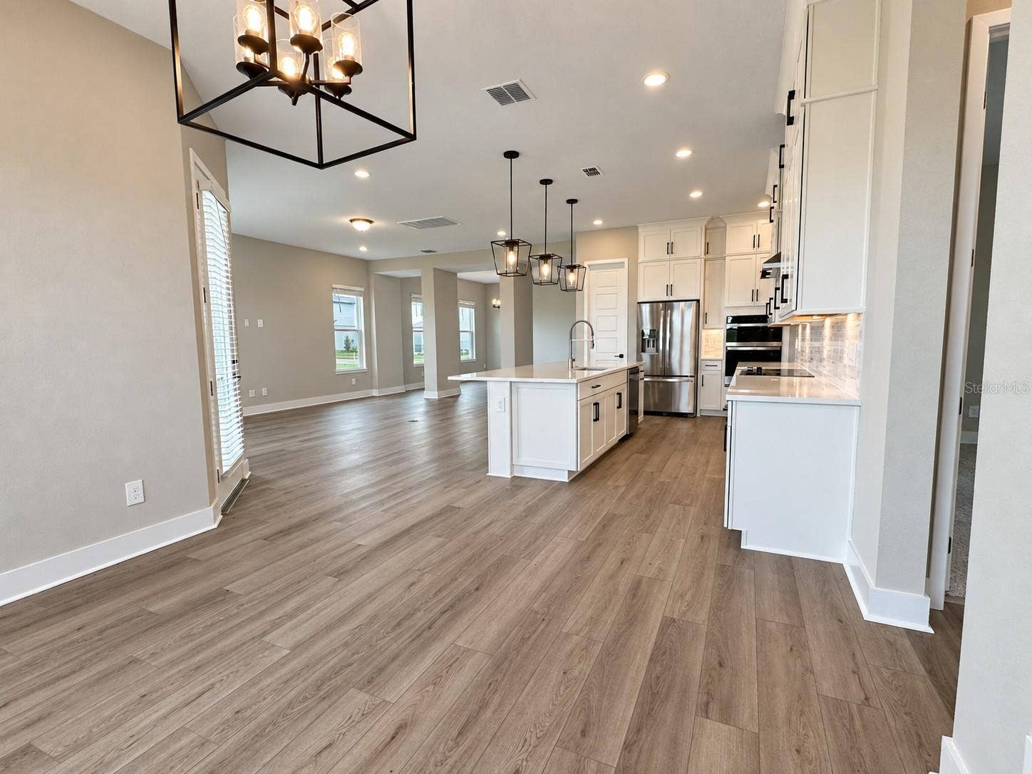 16477 SILVER BROOK WAY, Winter Garden, FL 34787 16477 SILVER BROOK WAY, Winter Garden, FL 34787
