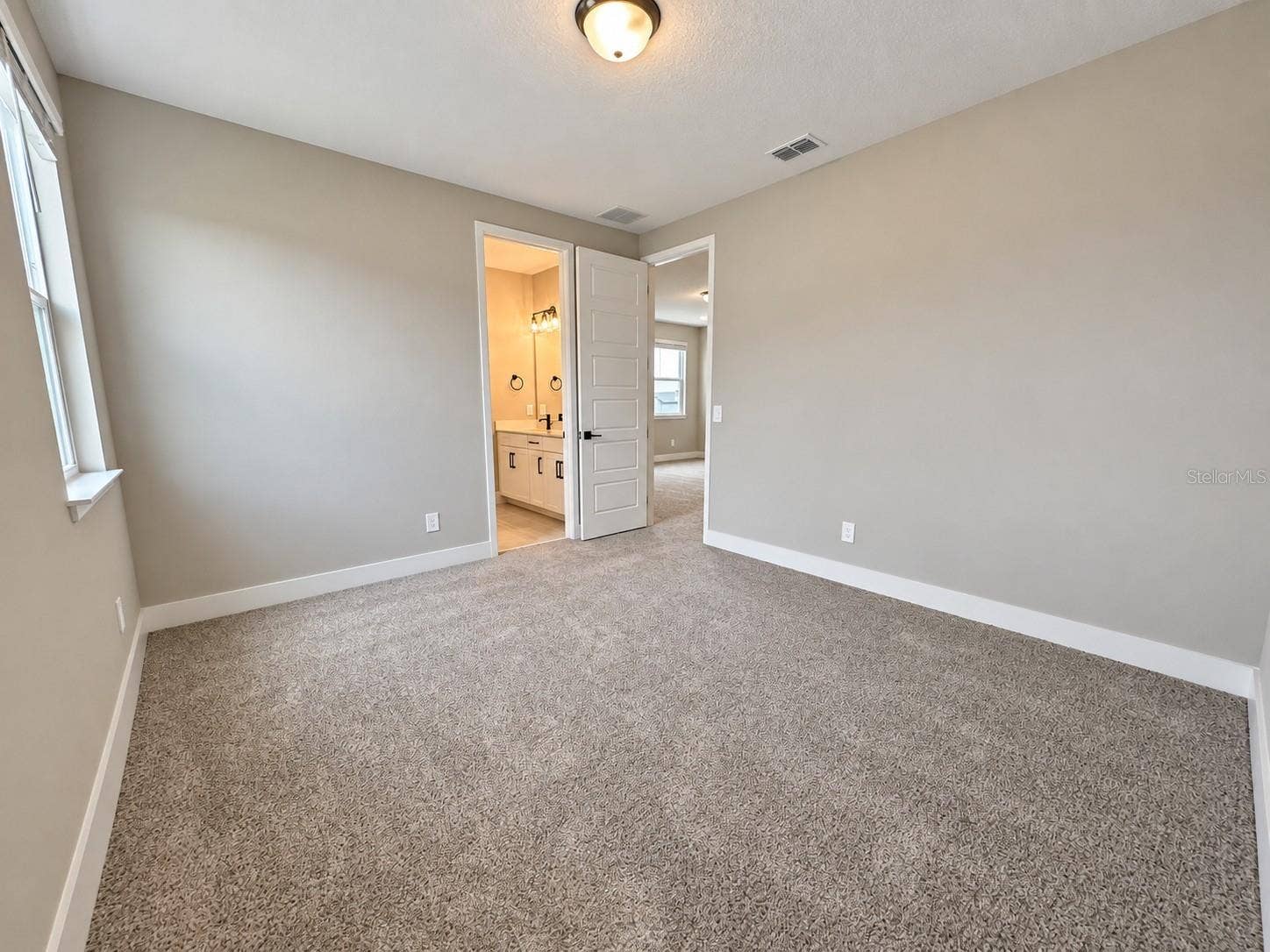 16477 SILVER BROOK WAY, Winter Garden, FL 34787 16477 SILVER BROOK WAY, Winter Garden, FL 34787