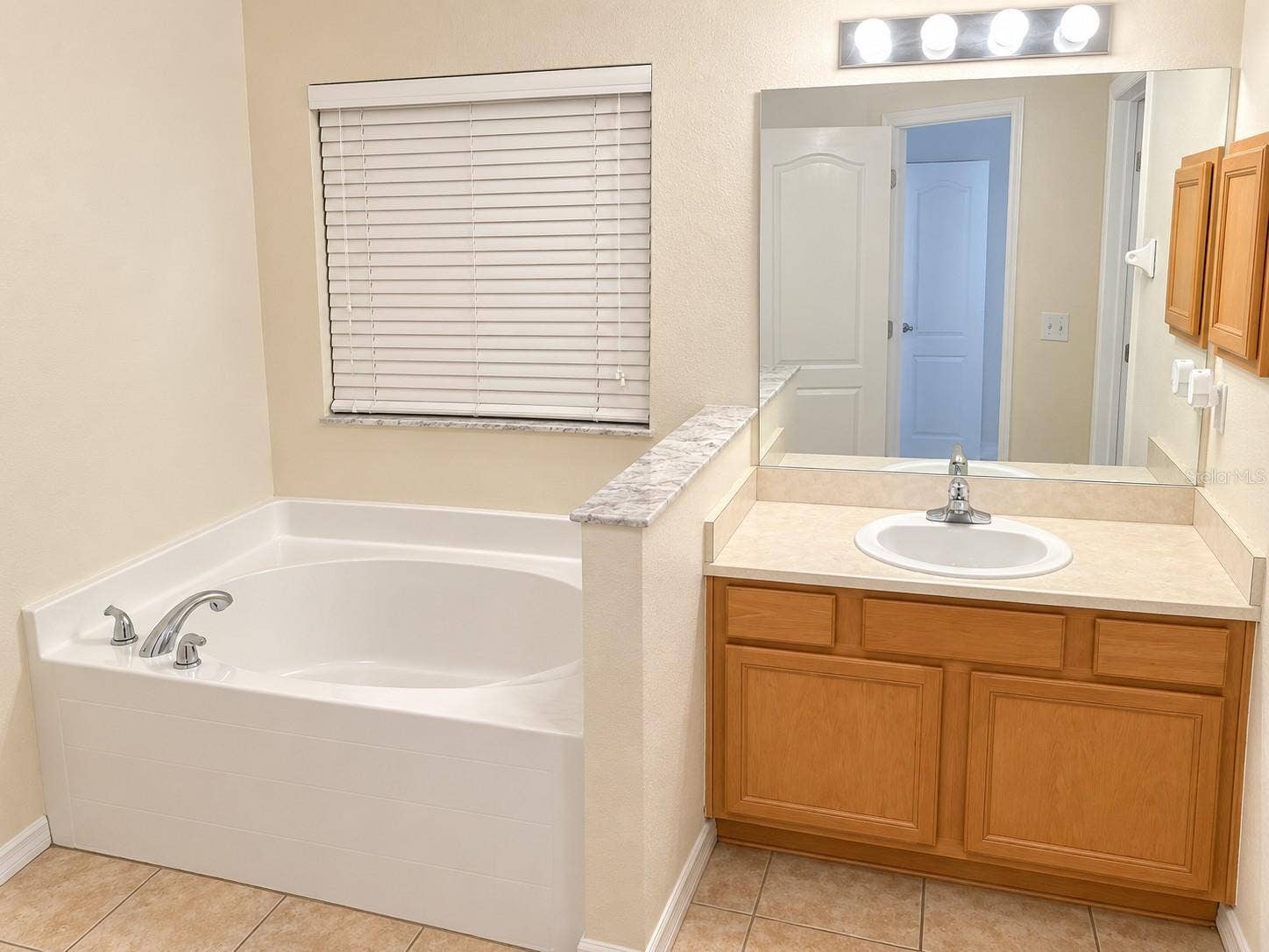 24107 MILFORD DRIVE, Eustis, FL 32736