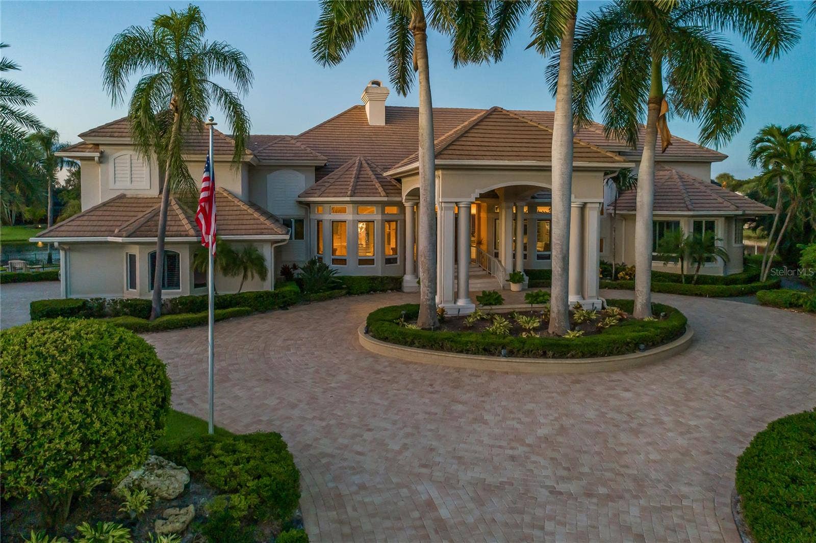 27201 IBIS COVE COURT, Bonita Springs, FL 34134 27201 IBIS COVE COURT, Bonita Springs, FL 34134