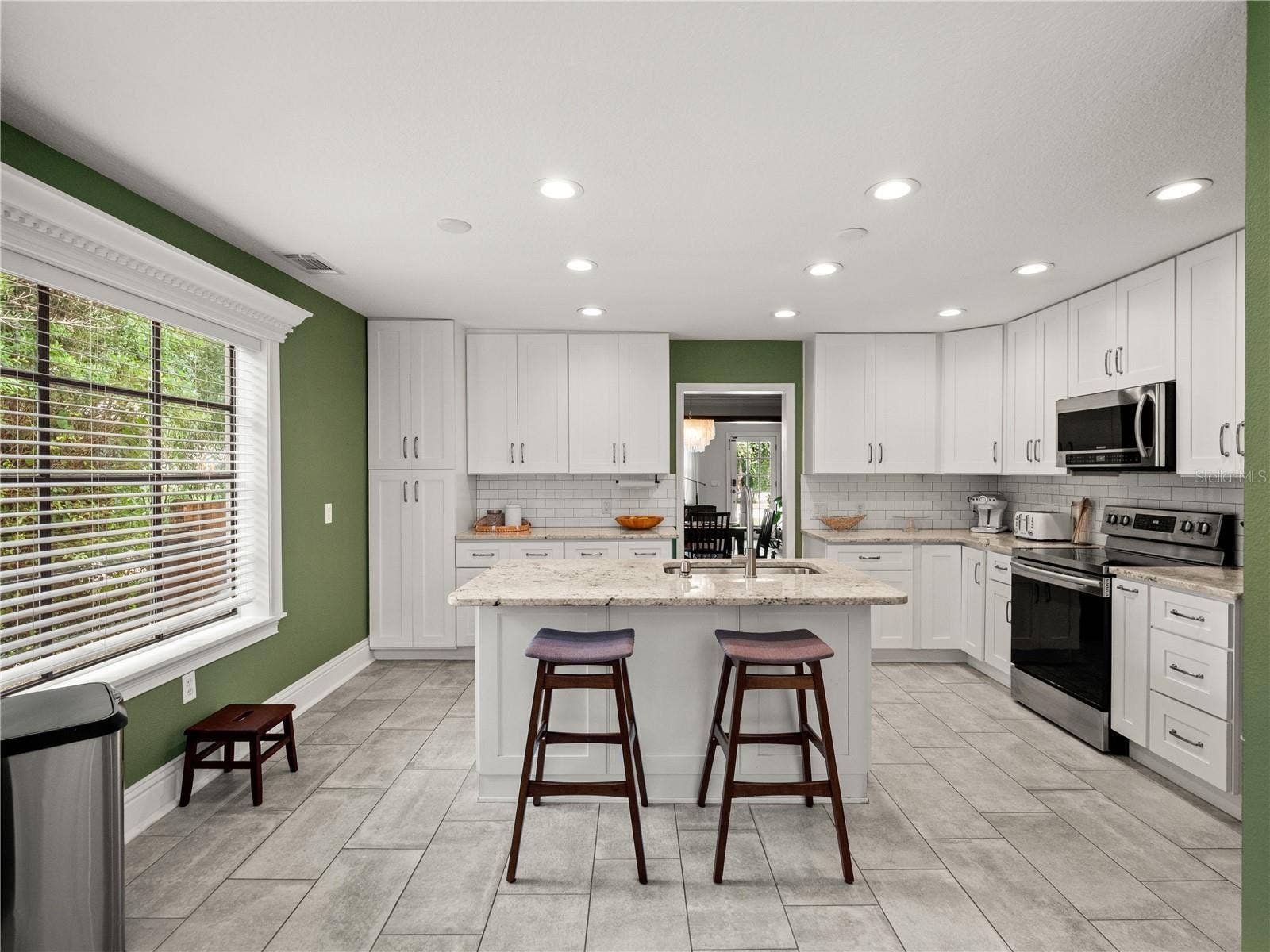 442 BRIERCLIFF DRIVE, Orlando, FL 32806 442 BRIERCLIFF DRIVE, Orlando, FL 32806