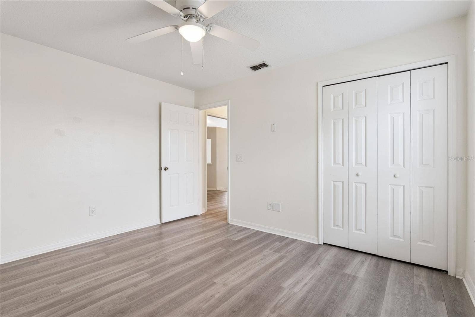 630 PARK VALLEY CIRCLE, Minneola, FL 34715 630 PARK VALLEY CIRCLE, Minneola, FL 34715