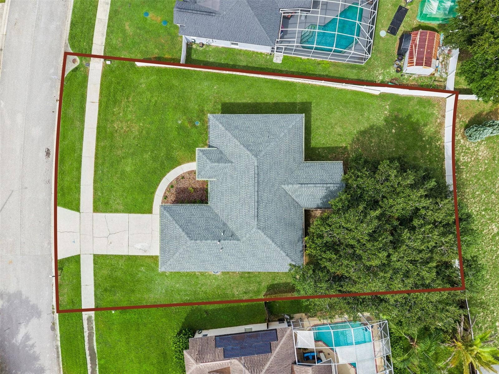 630 PARK VALLEY CIRCLE, Minneola, FL 34715 630 PARK VALLEY CIRCLE, Minneola, FL 34715