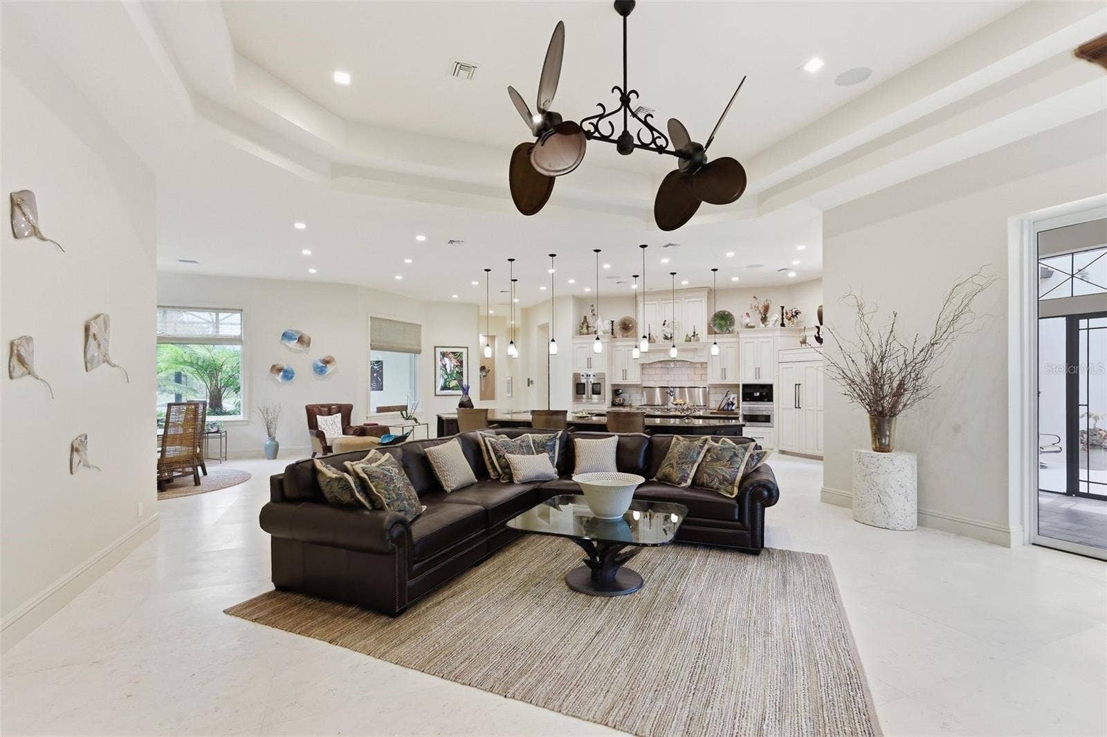6075 S TROPICAL TRAIL, Merritt Island, FL 32952