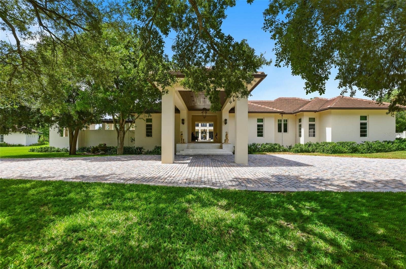 6075 S TROPICAL TRAIL, Merritt Island, FL 32952