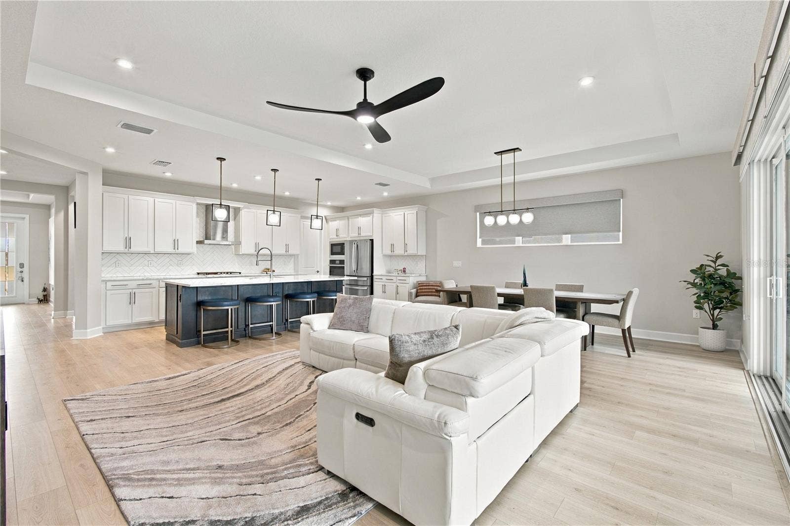 1725 POINT GRACE ROAD, Tavares, FL 32778 1725 POINT GRACE ROAD, Tavares, FL 32778