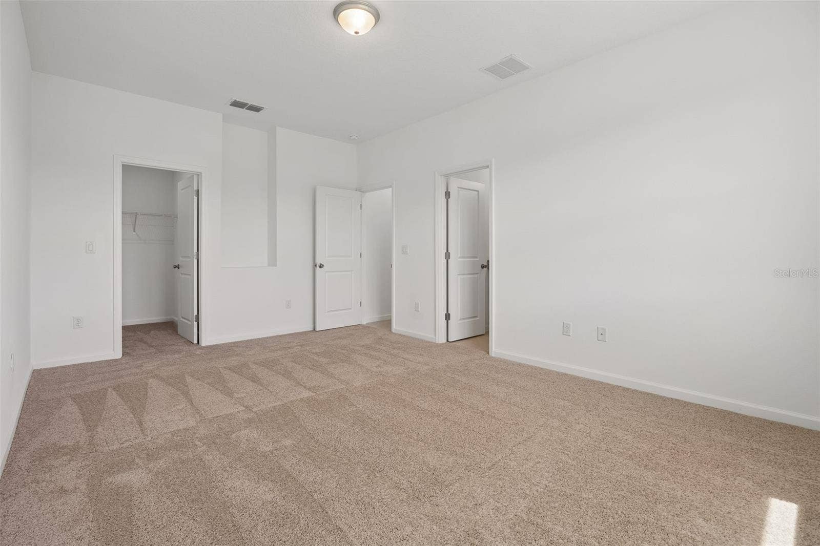 3776 WATERCLIFF CIRCLE, Grand Island, FL 32735