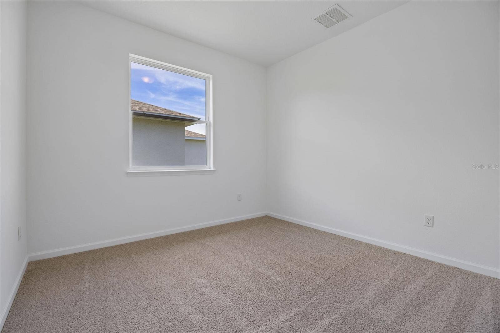 3776 WATERCLIFF CIRCLE, Grand Island, FL 32735