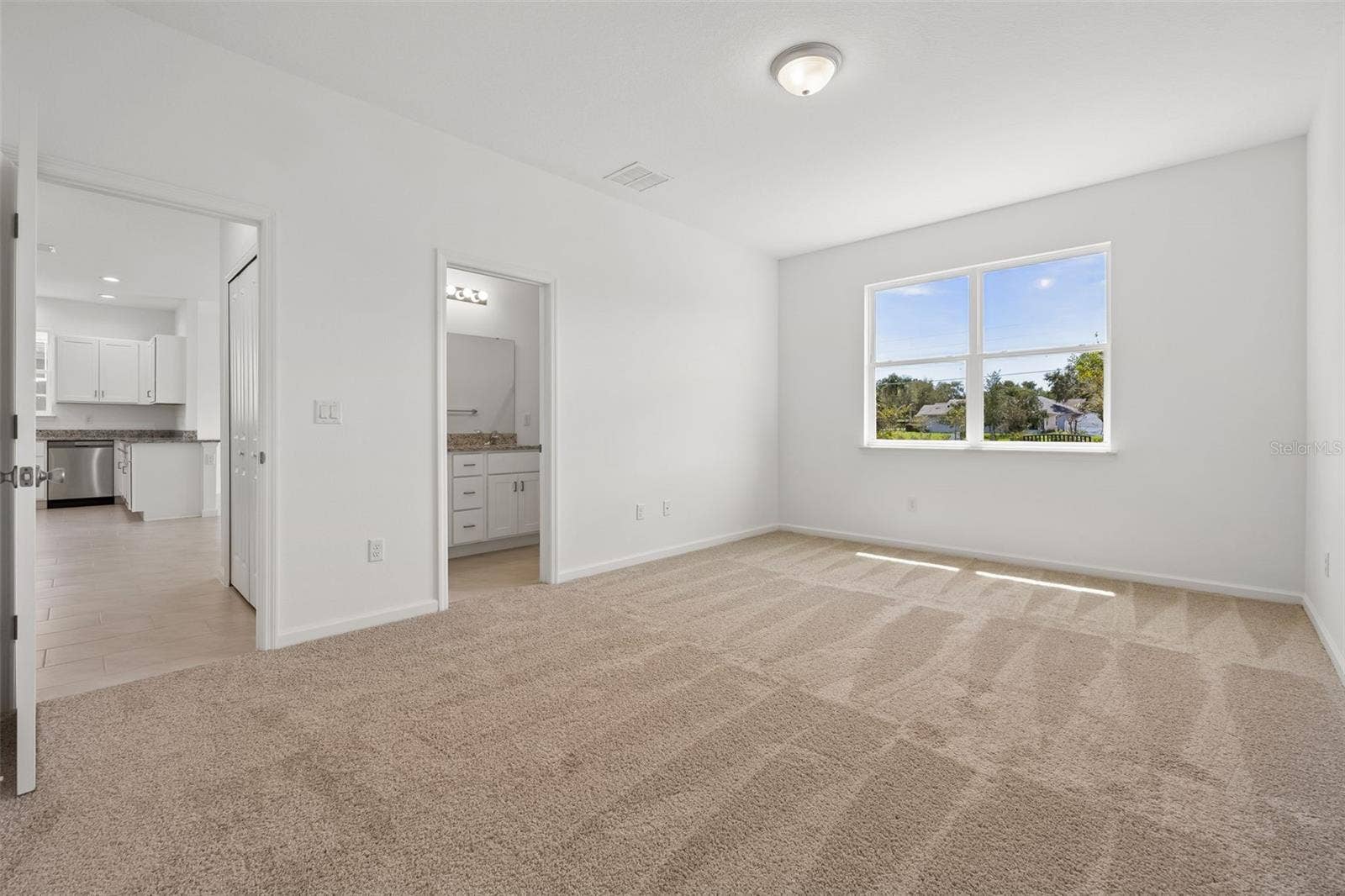 3776 WATERCLIFF CIRCLE, Grand Island, FL 32735