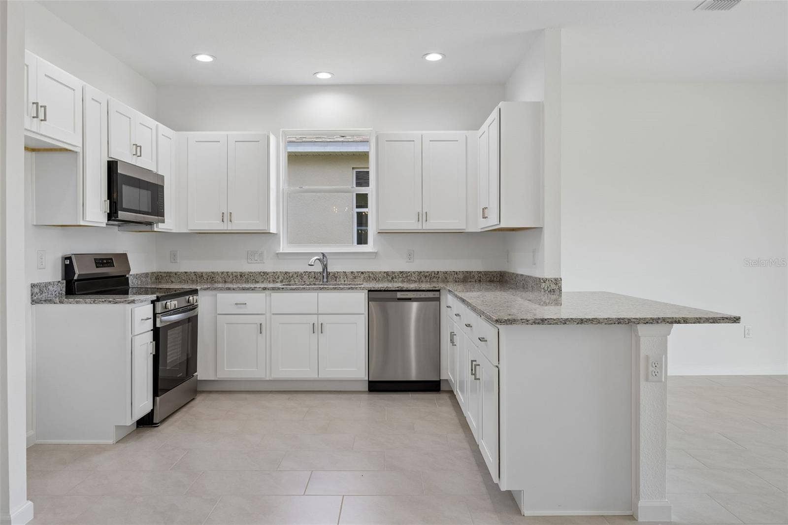 3776 WATERCLIFF CIRCLE, Grand Island, FL 32735