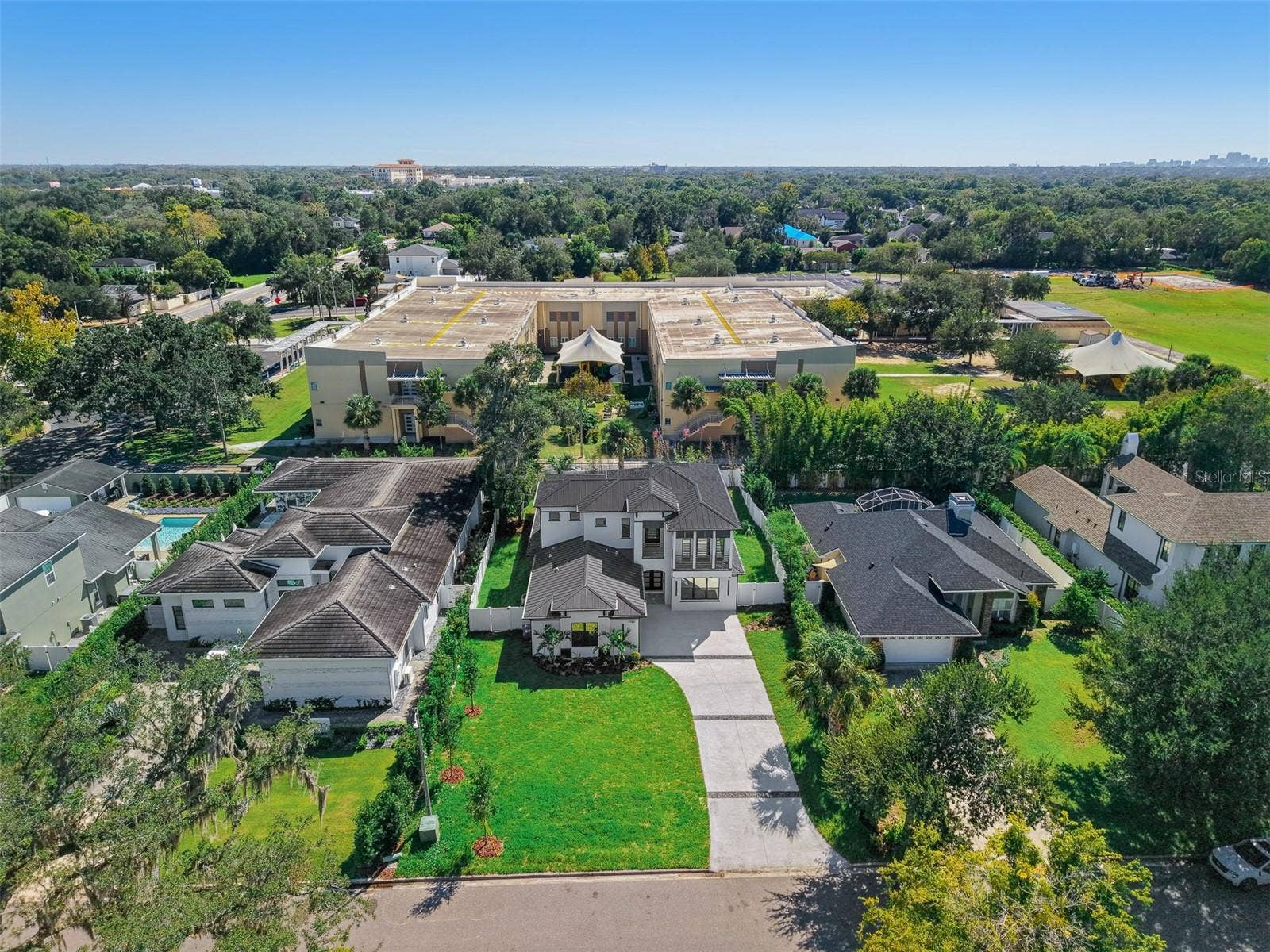1760 OAKHURST AVENUE, Winter Park, FL 32789