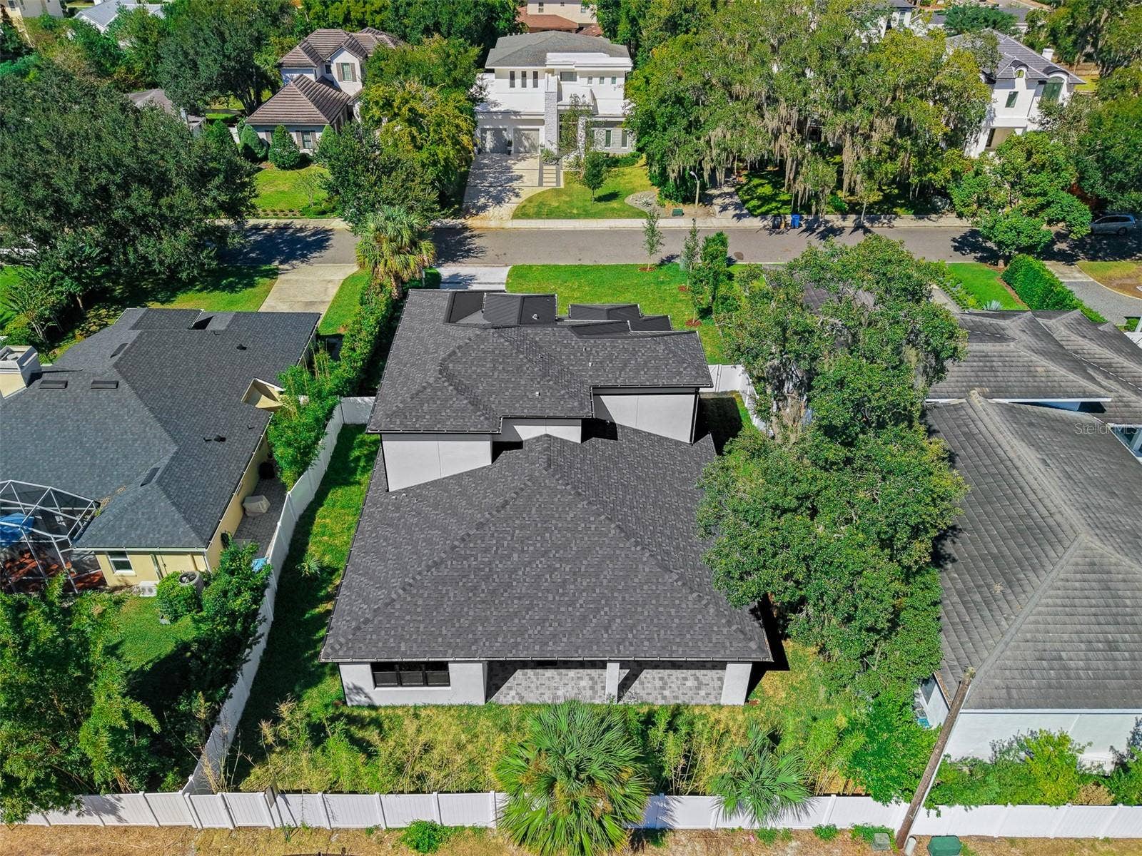 1760 OAKHURST AVENUE, Winter Park, FL 32789