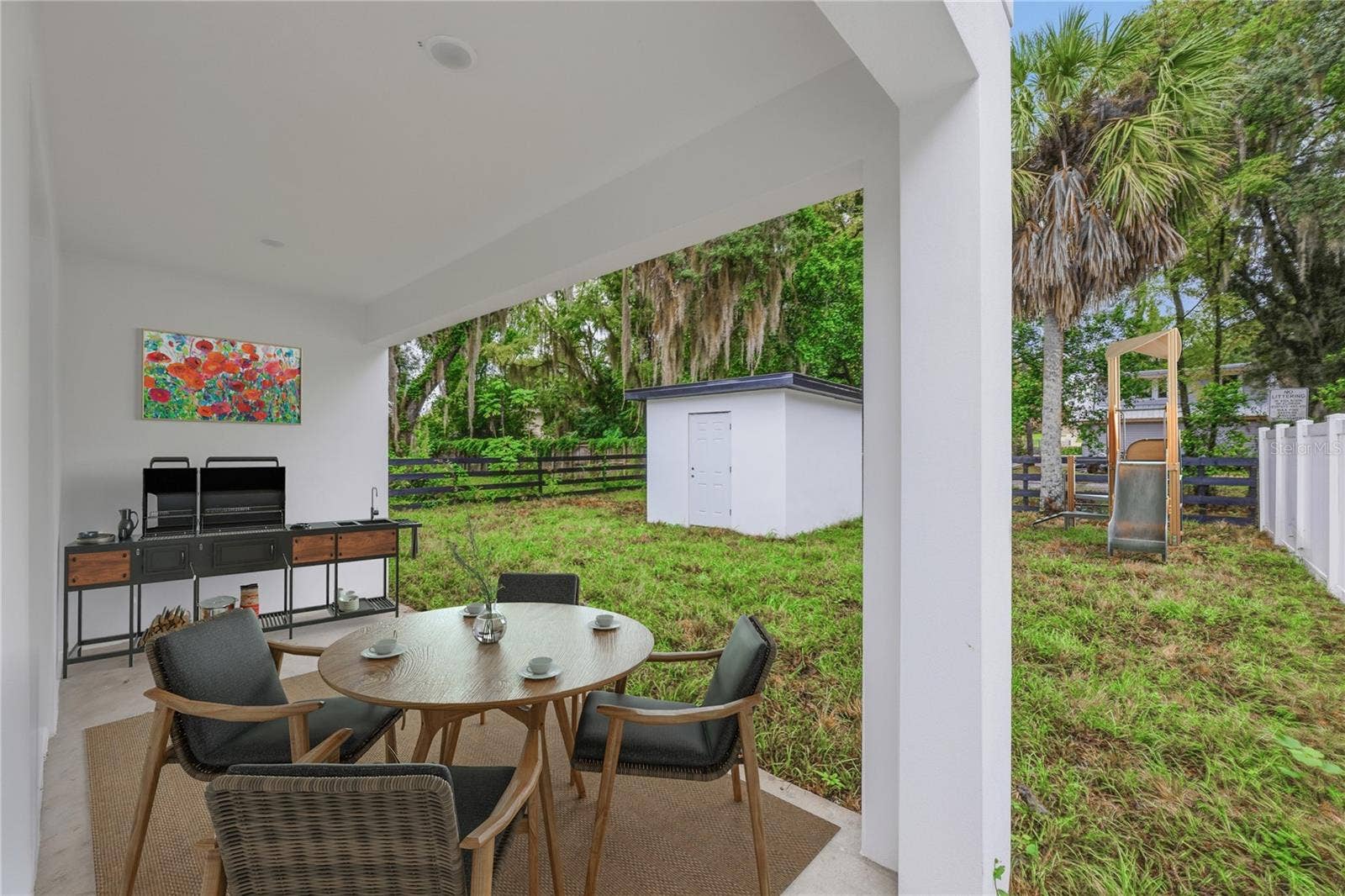 225 E HYDE PARK AVENUE, Eustis, FL 32726