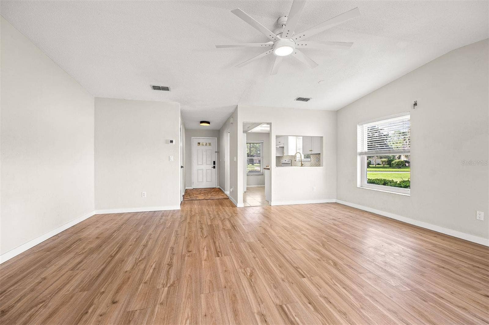 107 DEER LAKE CIRCLE, Ormond Beach, FL 32174 Family Room