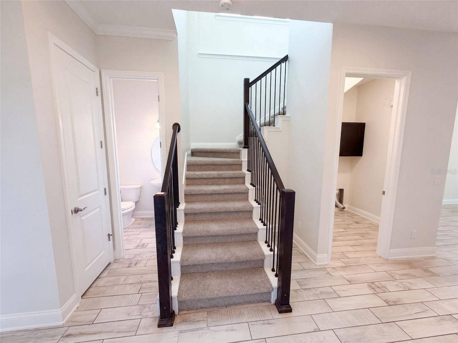 7797 LAUREATE BOULEVARD, Orlando, FL 32827 7797 LAUREATE BOULEVARD, Orlando, FL 32827