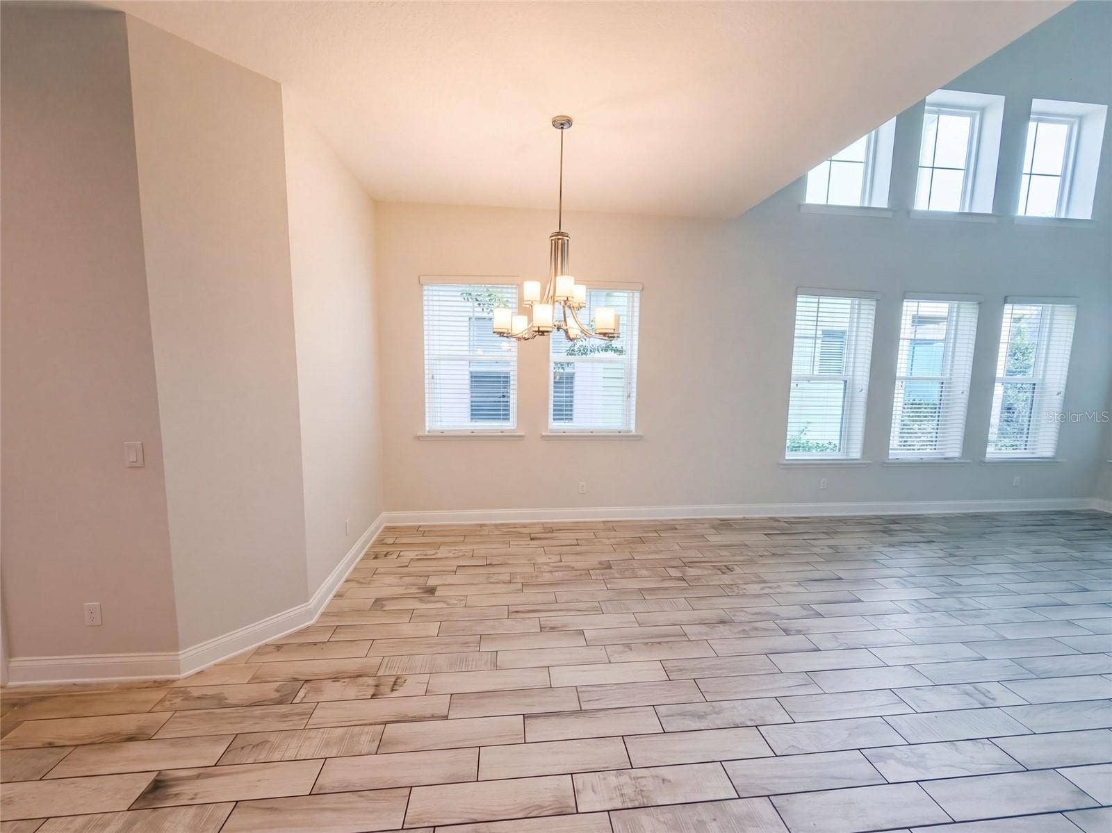 7797 LAUREATE BOULEVARD, Orlando, FL 32827 7797 LAUREATE BOULEVARD, Orlando, FL 32827