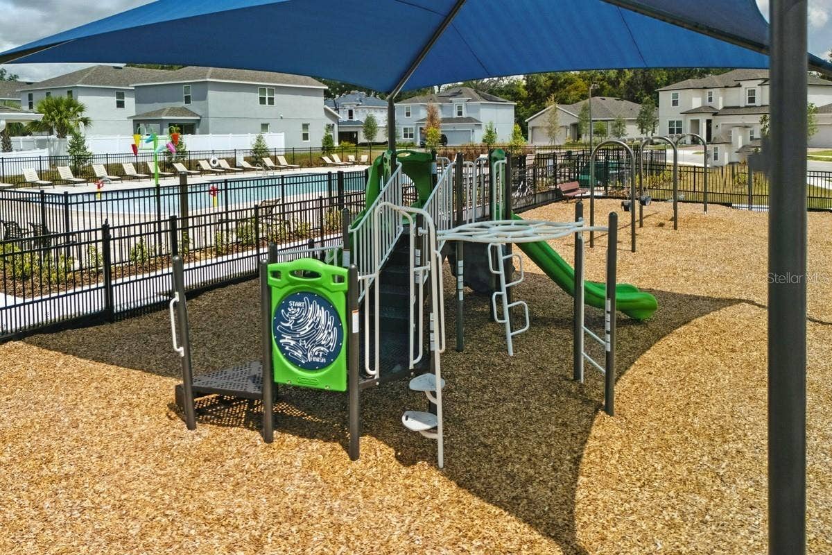 1166 MAJESTY PALM CIRCLE, Deland, FL 32720 Community Playground