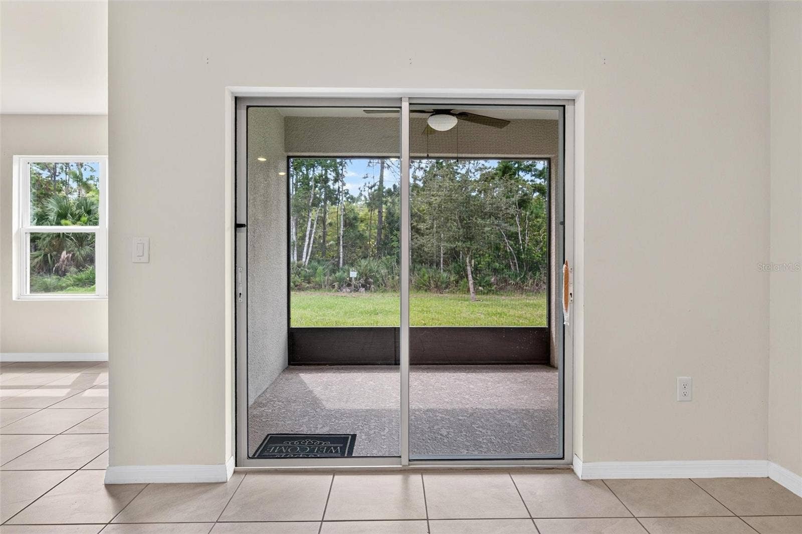 Sliding Glass Doors to the Lanai
