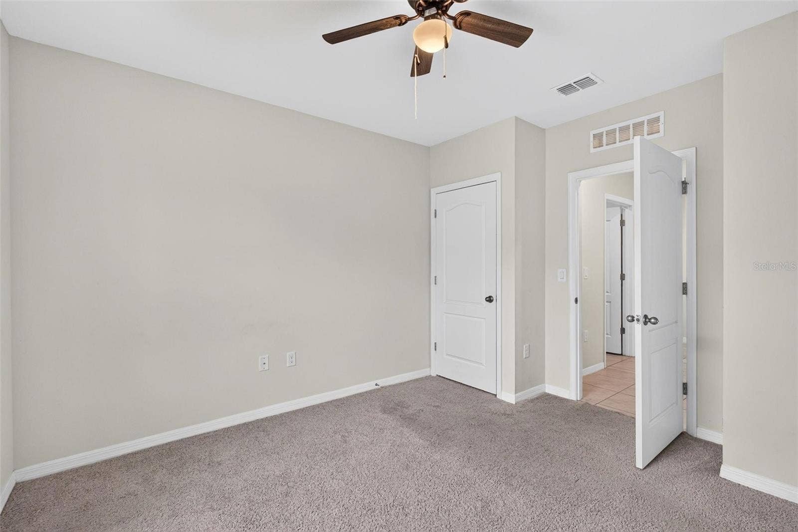 Bedroom 4 Closet View