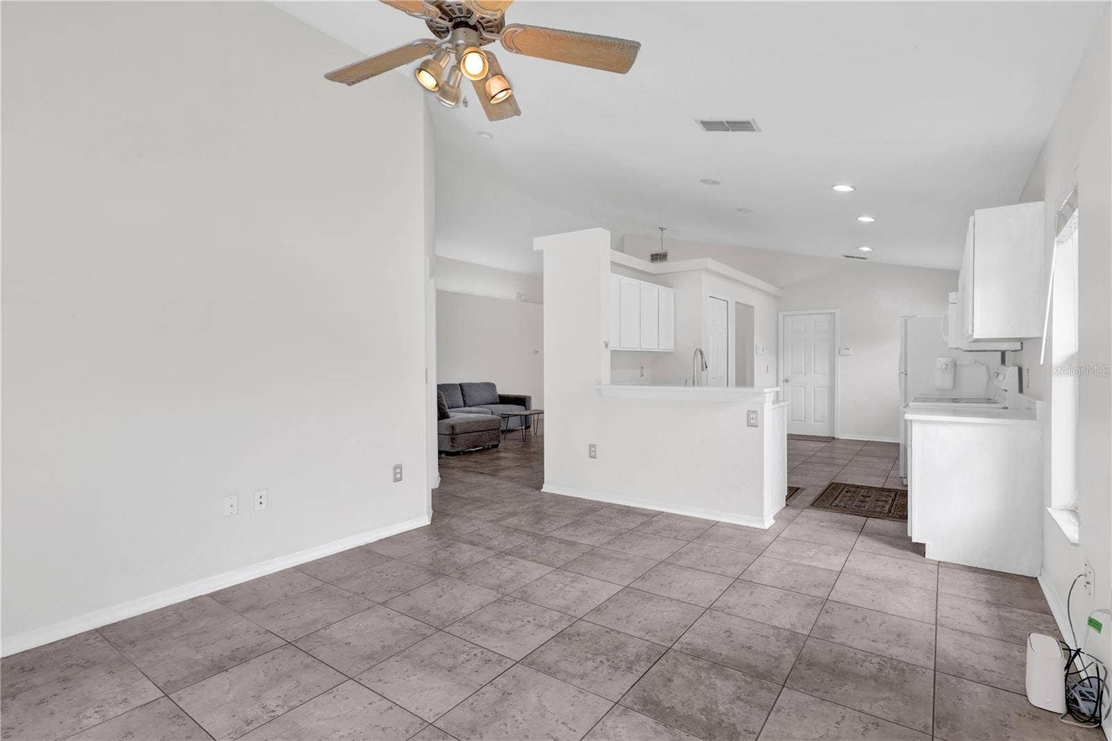 401 FIELDSTREAM WEST BOULEVARD, Orlando, FL 32825