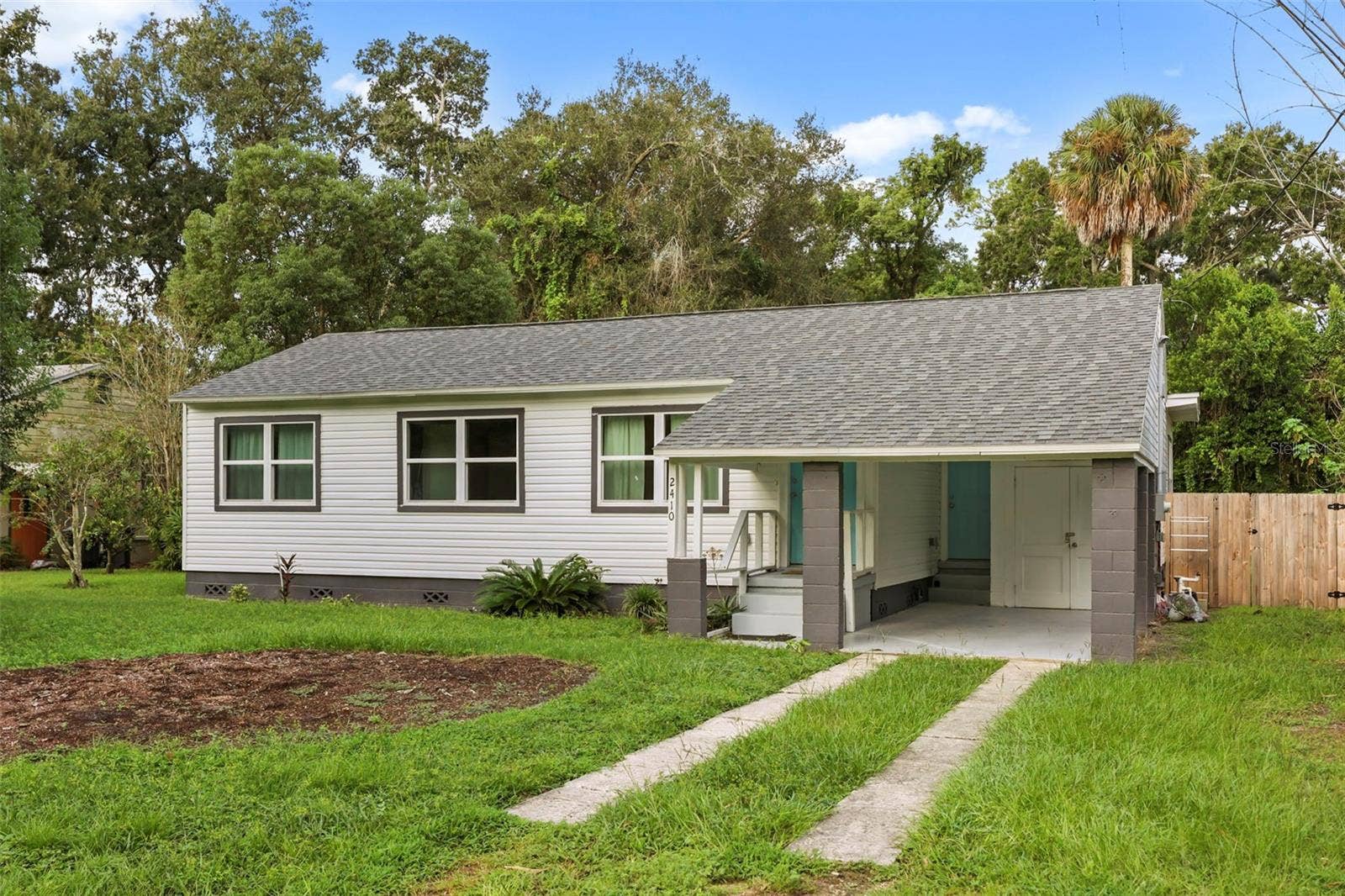 2410 ORANGE AVENUE, Sanford, FL 32771
