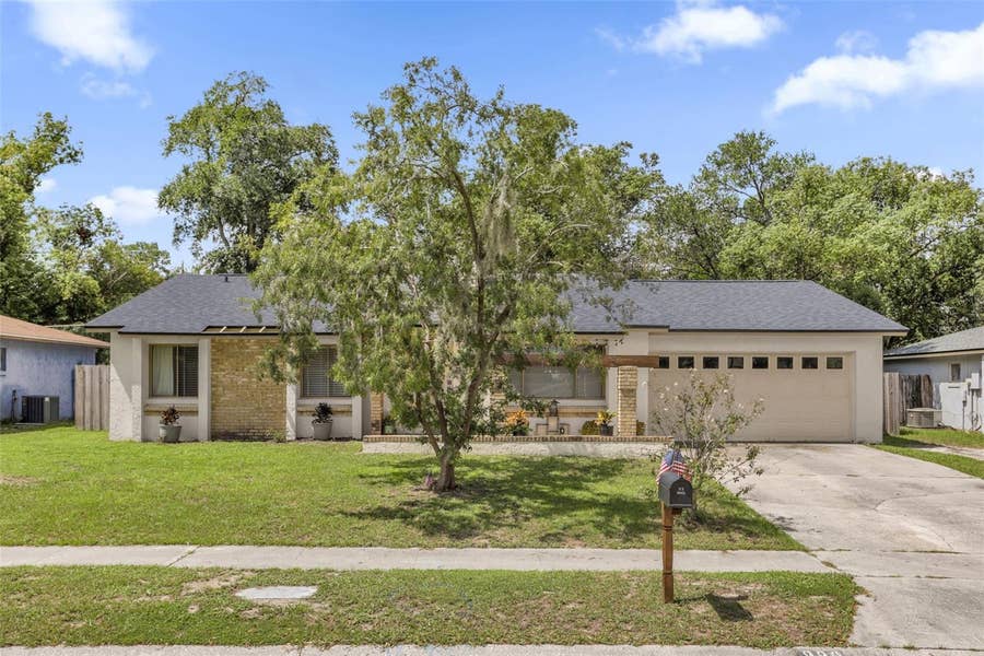Property photo for 990 WAVERLY DRIVE, Longwood, FL