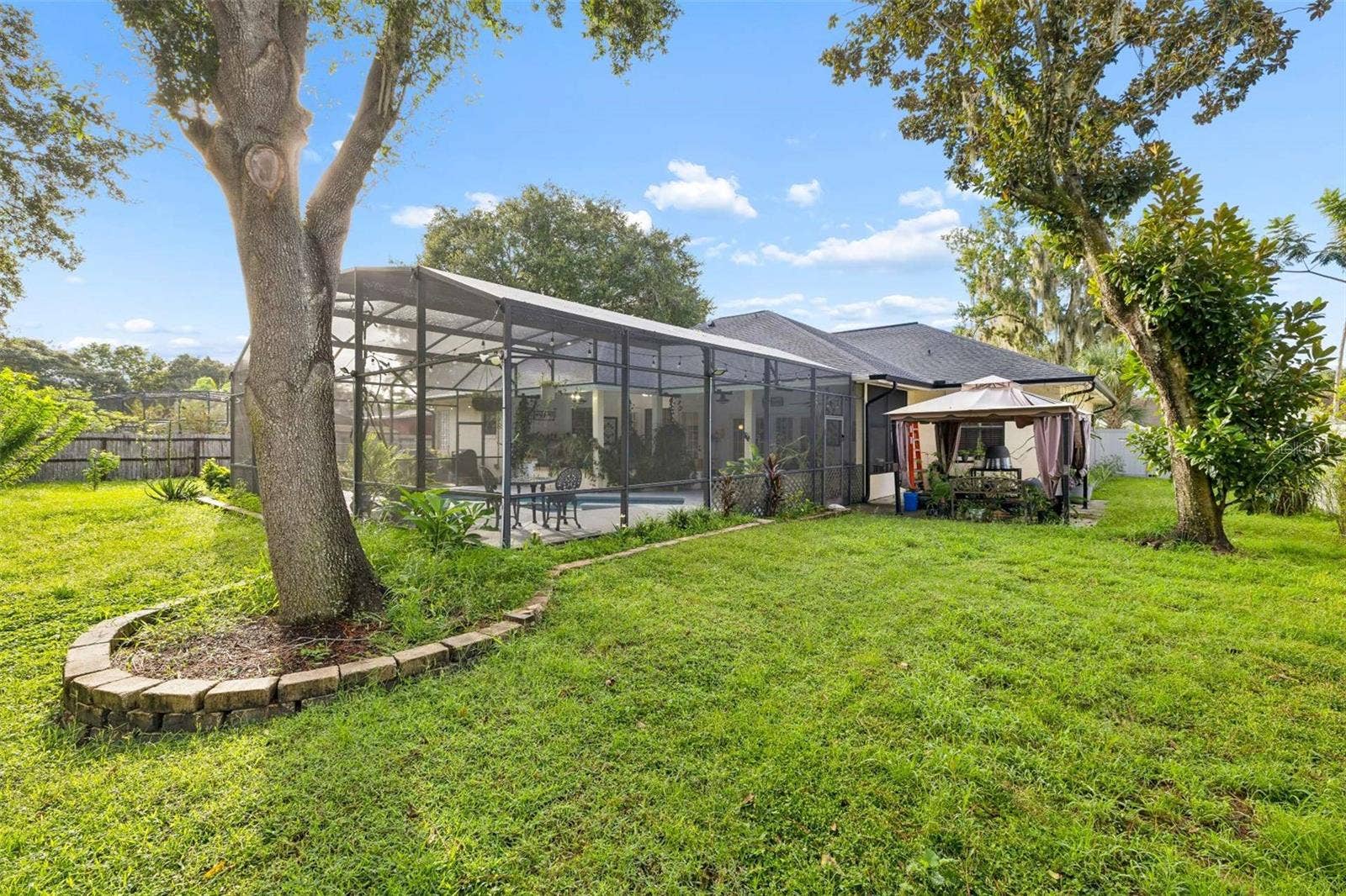 1559 SKYLINE DRIVE, Kissimmee, FL 34744 1559 SKYLINE DRIVE, Kissimmee, FL 34744