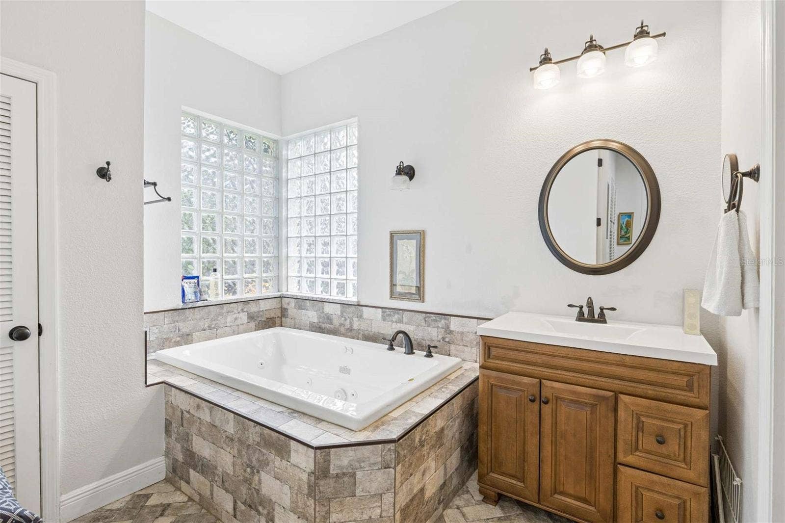 1559 SKYLINE DRIVE, Kissimmee, FL 34744 1559 SKYLINE DRIVE, Kissimmee, FL 34744