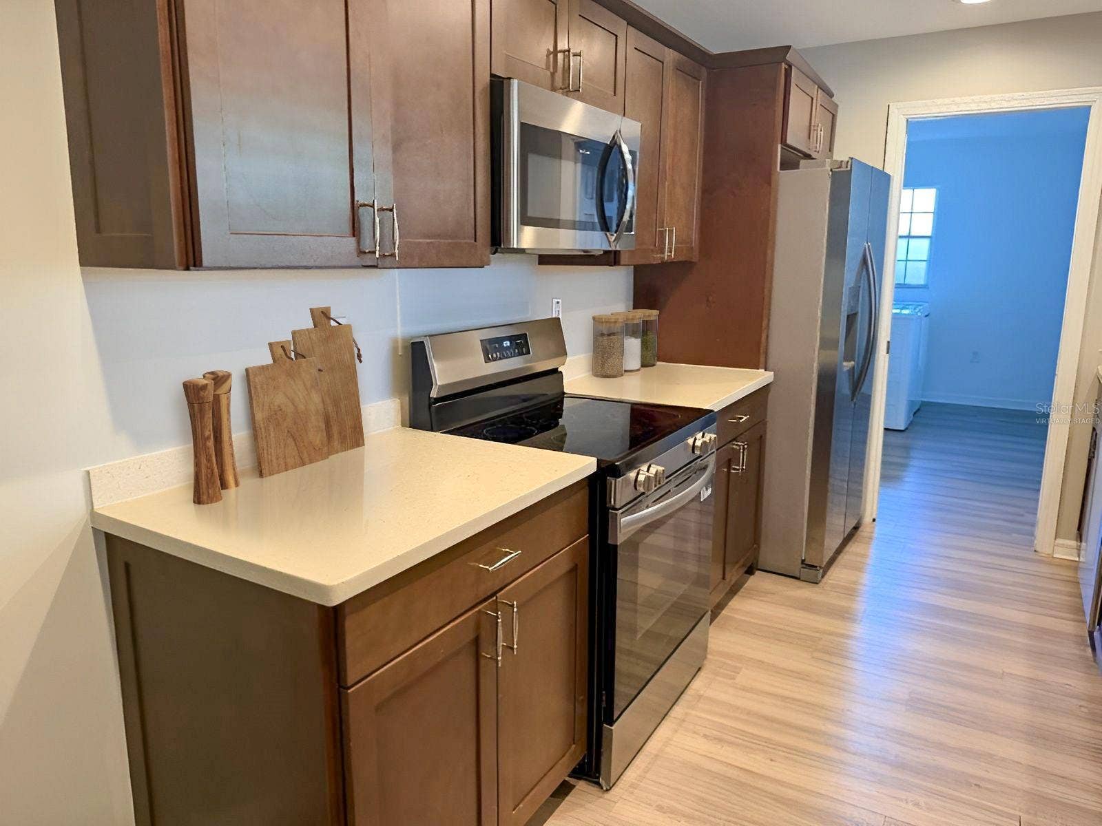 Kitchen (virtually staged)