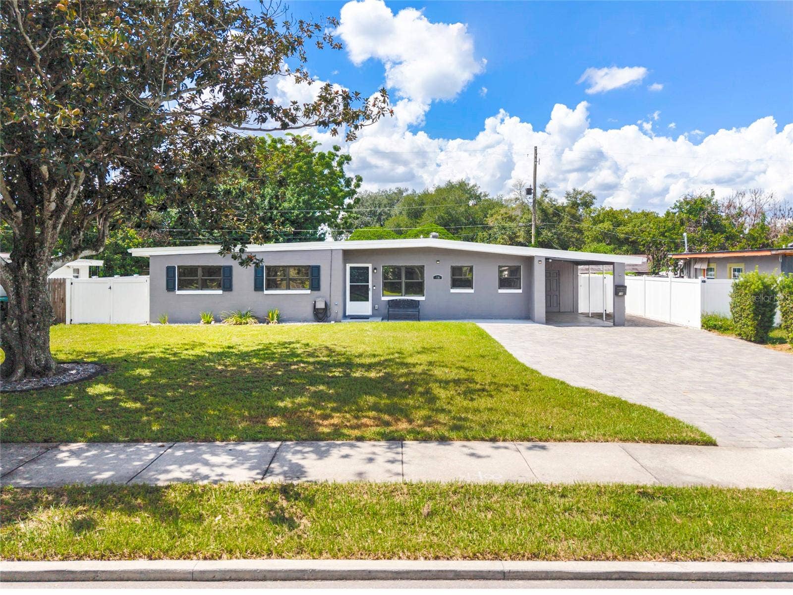 18 N ALDER DRIVE, Orlando, FL 32807 Front