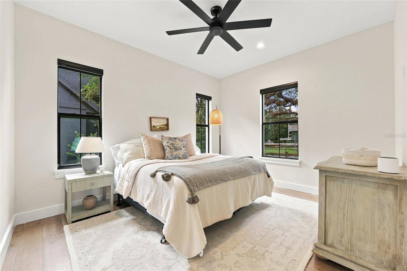 15210 E OAKLAND AVENUE, Winter Garden, FL 34787 15210 E OAKLAND AVENUE, Winter Garden, FL 34787