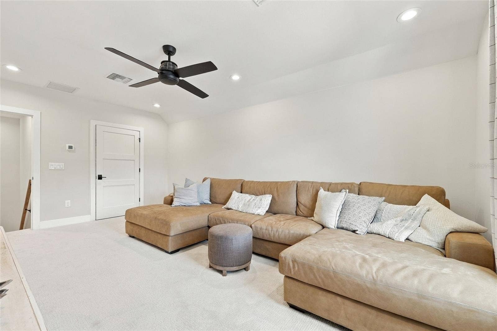 15210 E OAKLAND AVENUE, Winter Garden, FL 34787 15210 E OAKLAND AVENUE, Winter Garden, FL 34787