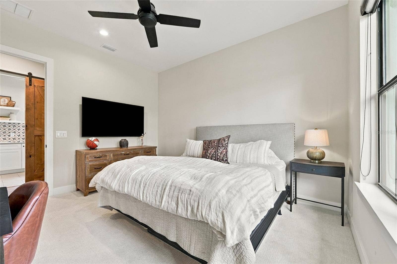 15210 E OAKLAND AVENUE, Winter Garden, FL 34787 15210 E OAKLAND AVENUE, Winter Garden, FL 34787