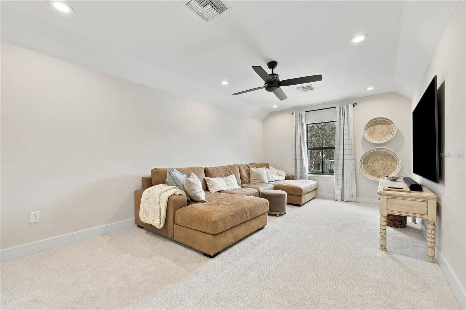 15210 E OAKLAND AVENUE, Winter Garden, FL 34787 15210 E OAKLAND AVENUE, Winter Garden, FL 34787