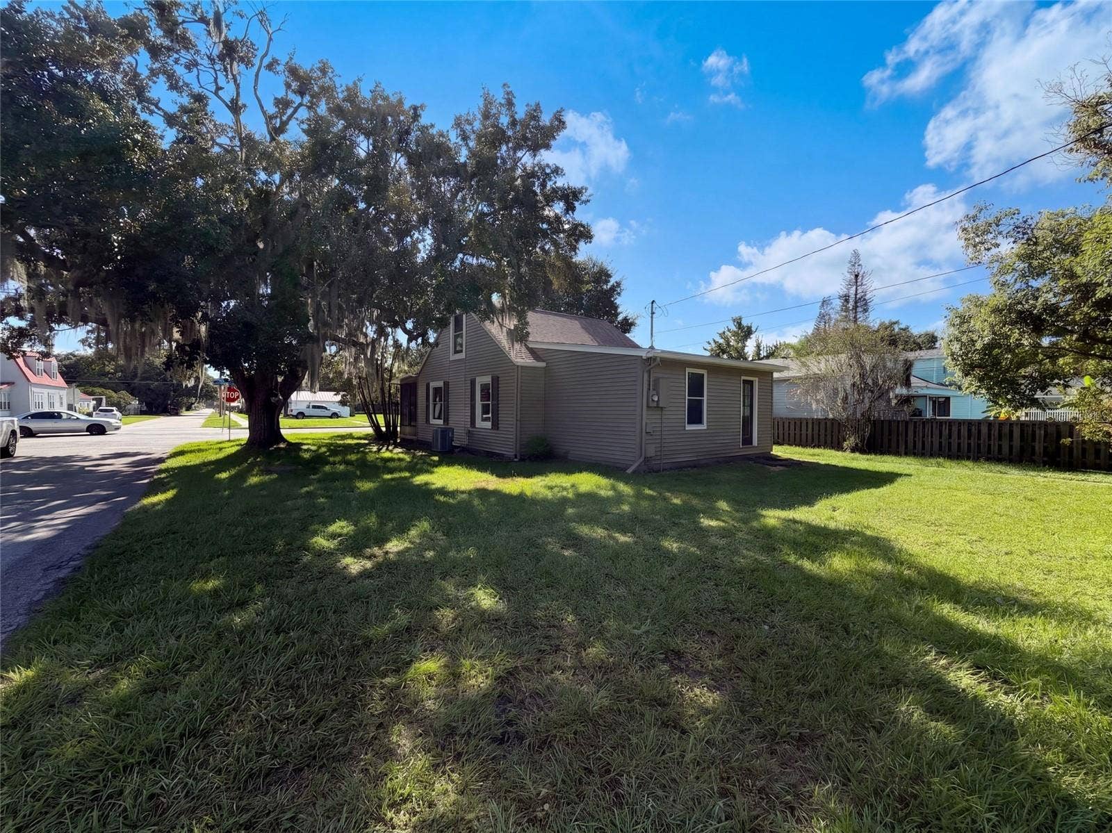 802 MASSACHUSETTS AVENUE, St Cloud, FL 34769 802 MASSACHUSETTS AVENUE, St Cloud, FL 34769