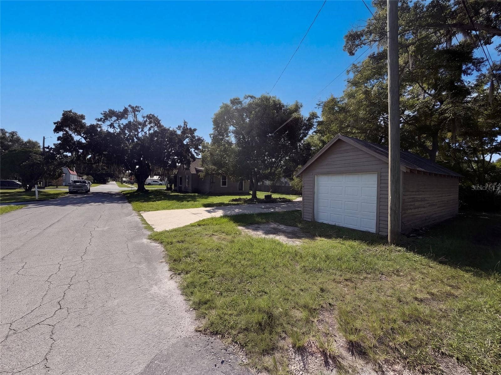 802 MASSACHUSETTS AVENUE, St Cloud, FL 34769 802 MASSACHUSETTS AVENUE, St Cloud, FL 34769