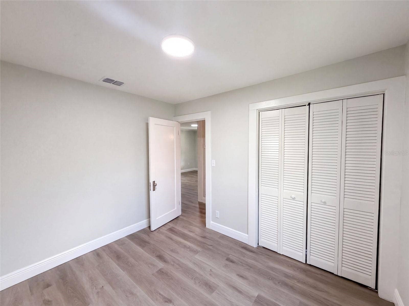 802 MASSACHUSETTS AVENUE, St Cloud, FL 34769 802 MASSACHUSETTS AVENUE, St Cloud, FL 34769