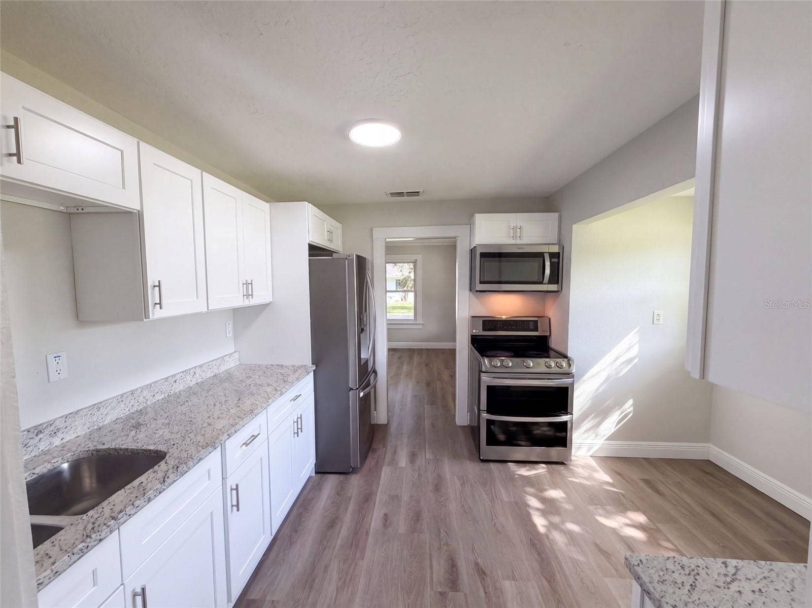 802 MASSACHUSETTS AVENUE, St Cloud, FL 34769 802 MASSACHUSETTS AVENUE, St Cloud, FL 34769