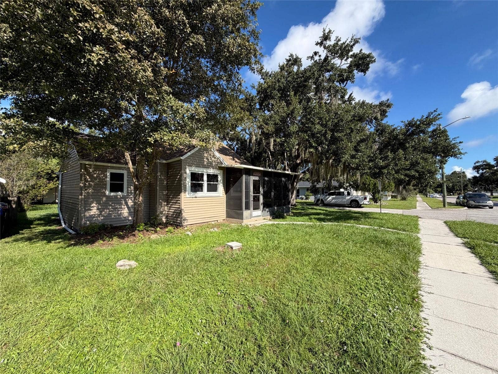 802 MASSACHUSETTS AVENUE, St Cloud, FL 34769 802 MASSACHUSETTS AVENUE, St Cloud, FL 34769
