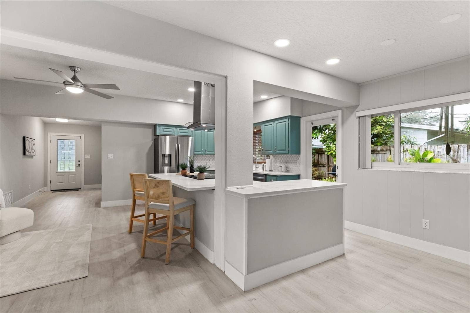 2215 WOODCREST DRIVE, Winter Park, FL 32792 2215 WOODCREST DRIVE, Winter Park, FL 32792