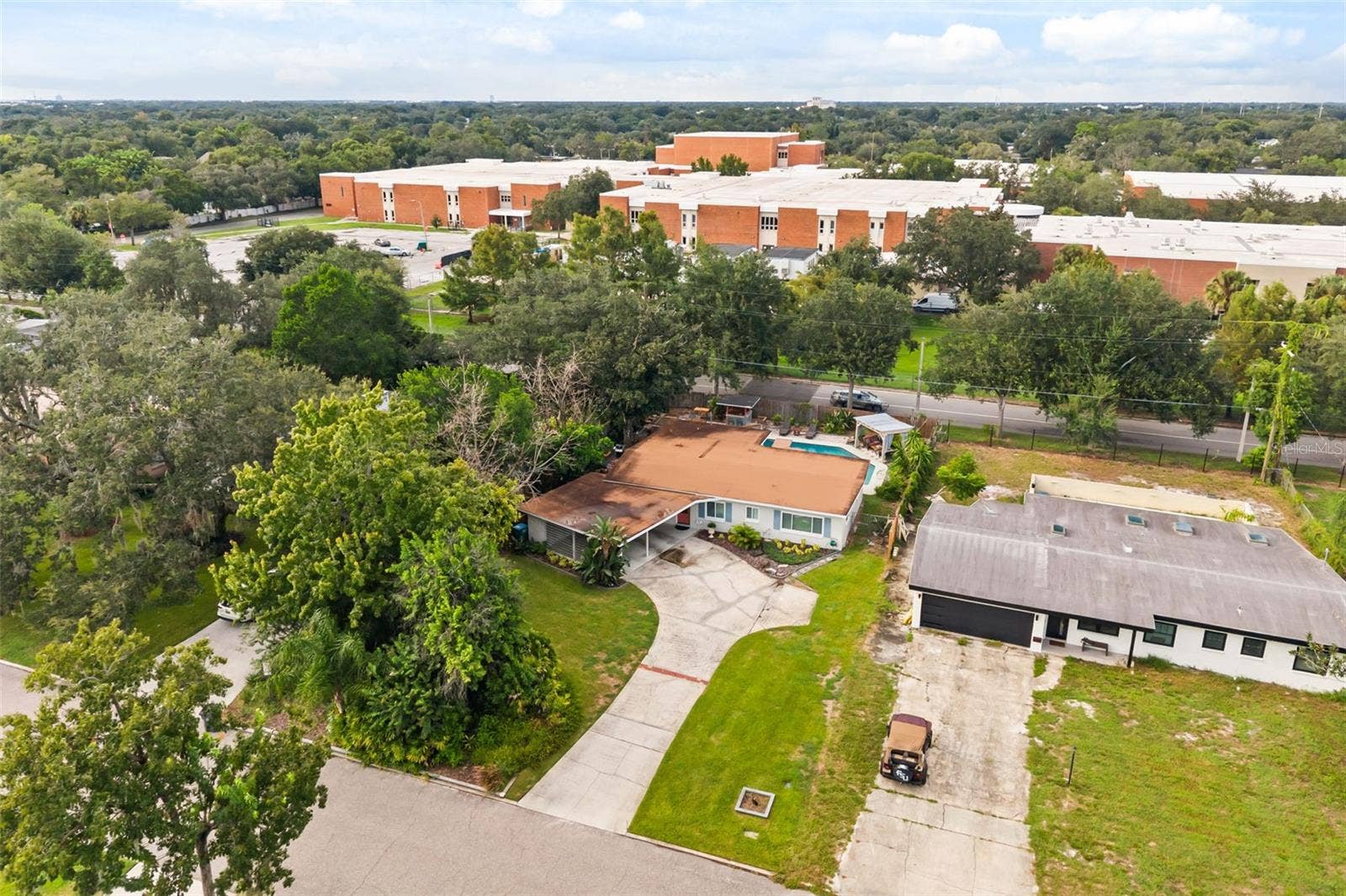 2215 WOODCREST DRIVE, Winter Park, FL 32792 2215 WOODCREST DRIVE, Winter Park, FL 32792