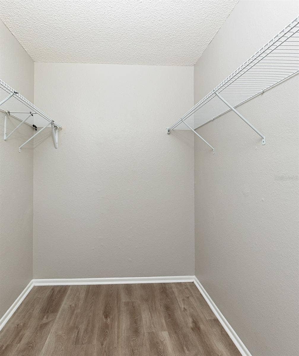 Primary Suite - Closet