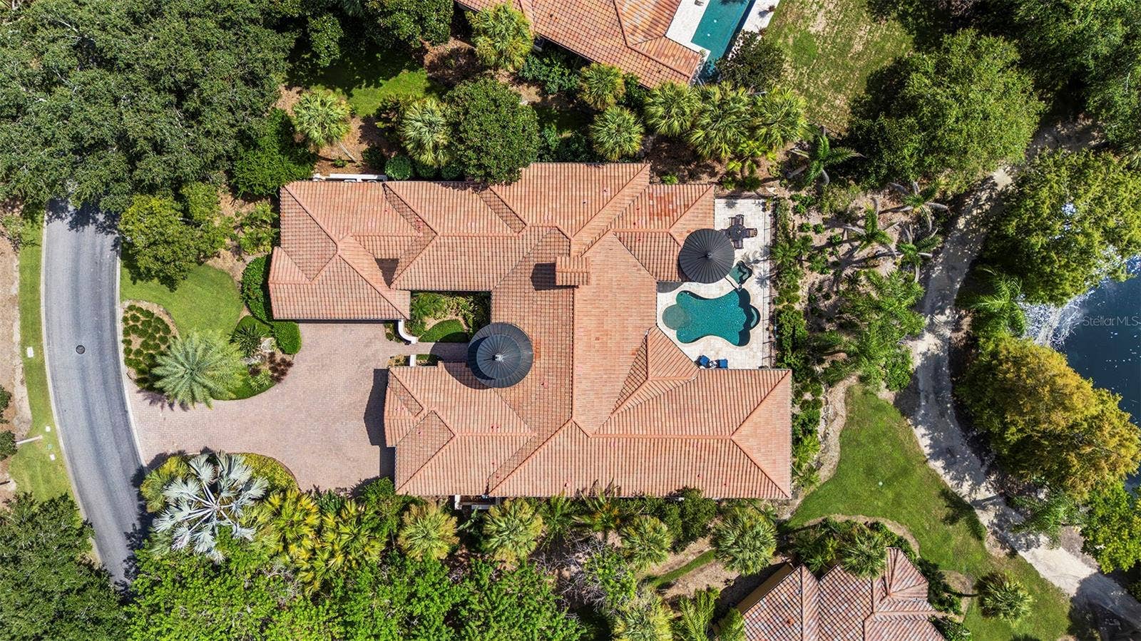 9310 ISLEWORTH GARDENS DRIVE, Windermere, FL 34786 9310 ISLEWORTH GARDENS DRIVE, Windermere, FL 34786